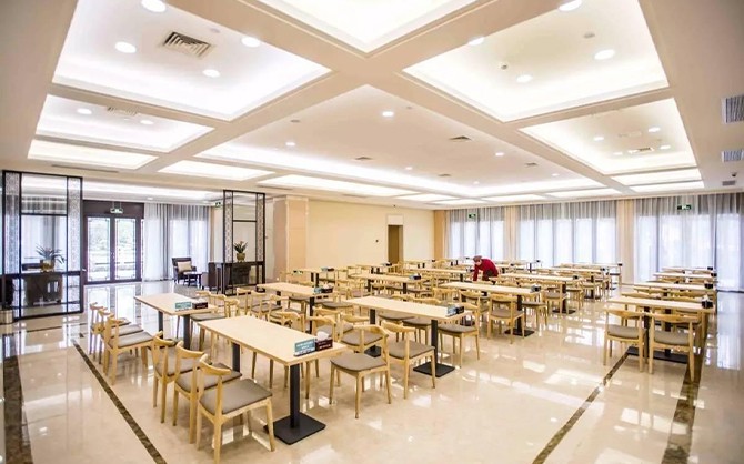 工業園區食堂承包