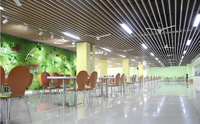 工廠食堂環(huán)境圖片
